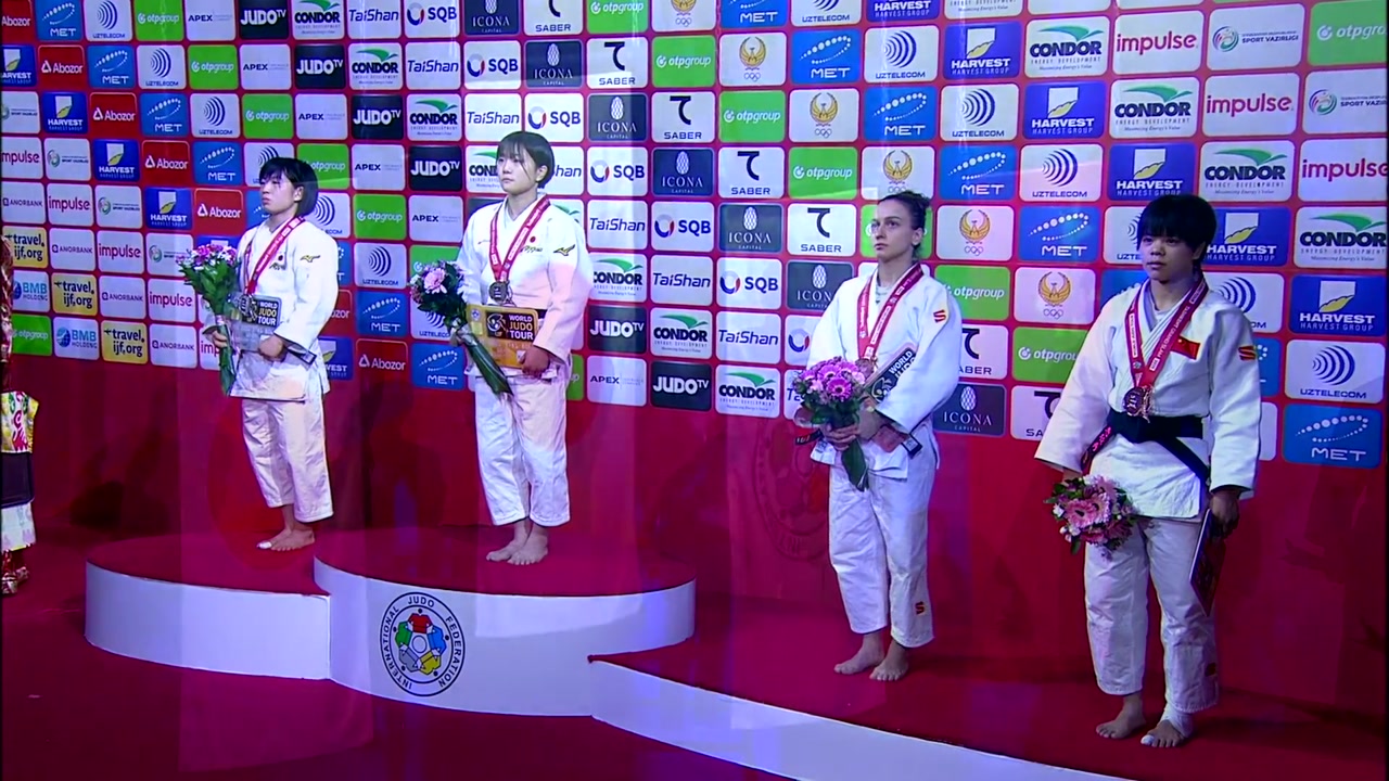 Medal Ceremony -48 kg